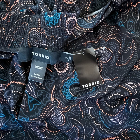 NWT Torrid Size 2 Pants 🖤 2X or 18/20 🖤 - Picture 11 of 11